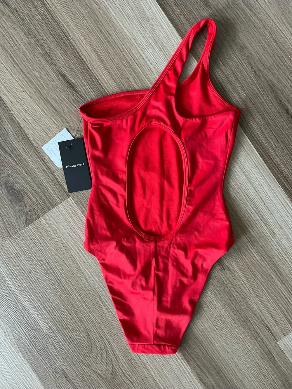 Fabletics NWT Red One Shoulder Cutout One Piece Swimsuit XS - Picture 3 of 4